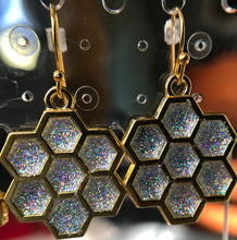 Load image into Gallery viewer, Honeycomb (lg gold) with glitter