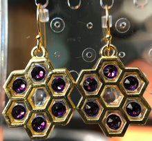 Load image into Gallery viewer, Honeycomb (lg gold) with Swarovski crystal