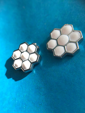 Honeycomb (small silver) with mosaic concrete